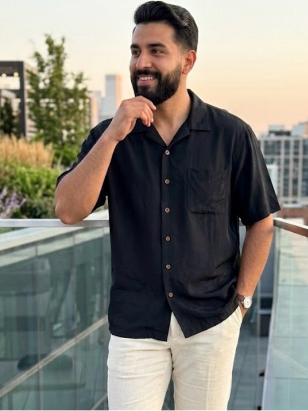 Summa Men's Black Short-Sleeve Button-Down Camp Shirt